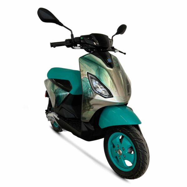 Scooter électrique PIAGGIO 1 – Image 2