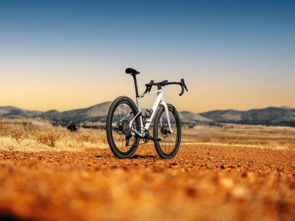 Mondraker Arid Carbon RR - Vélo gravel carbone 2025 – Image 4