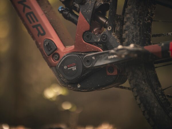 Mondraker Crafty Carbon RR  - VTT électrique carbone 2025 – Image 4
