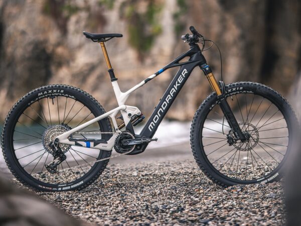 Crafty Carbon RR S - VTT électrique Mondraker 2025 – Image 3
