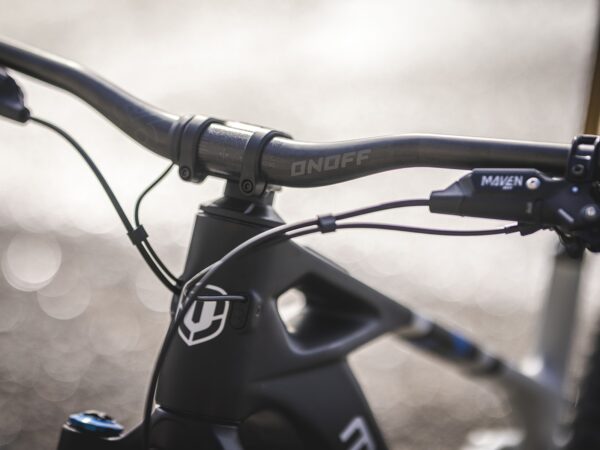 Crafty Carbon RR S - VTT électrique Mondraker 2025 – Image 8