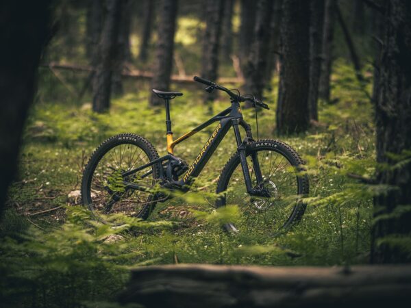 Mondraker Neat R - VTT électrique carbone 2025 – Image 2